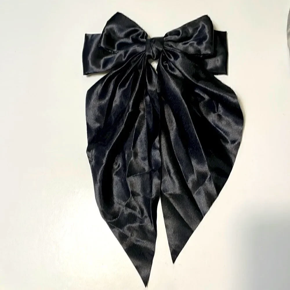 Black bow hair clip N65